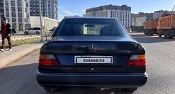 Mercedes-Benz E 220 1990 годаүшін2 600 000 тг. в Астана – фото 5