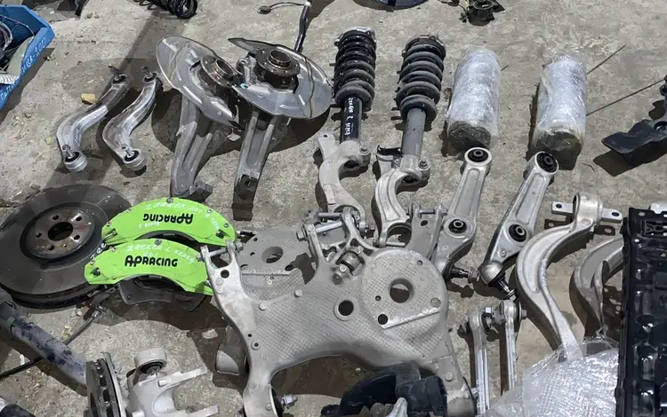 Рычаги Zeekr 001 за 500 тг. в Алматы