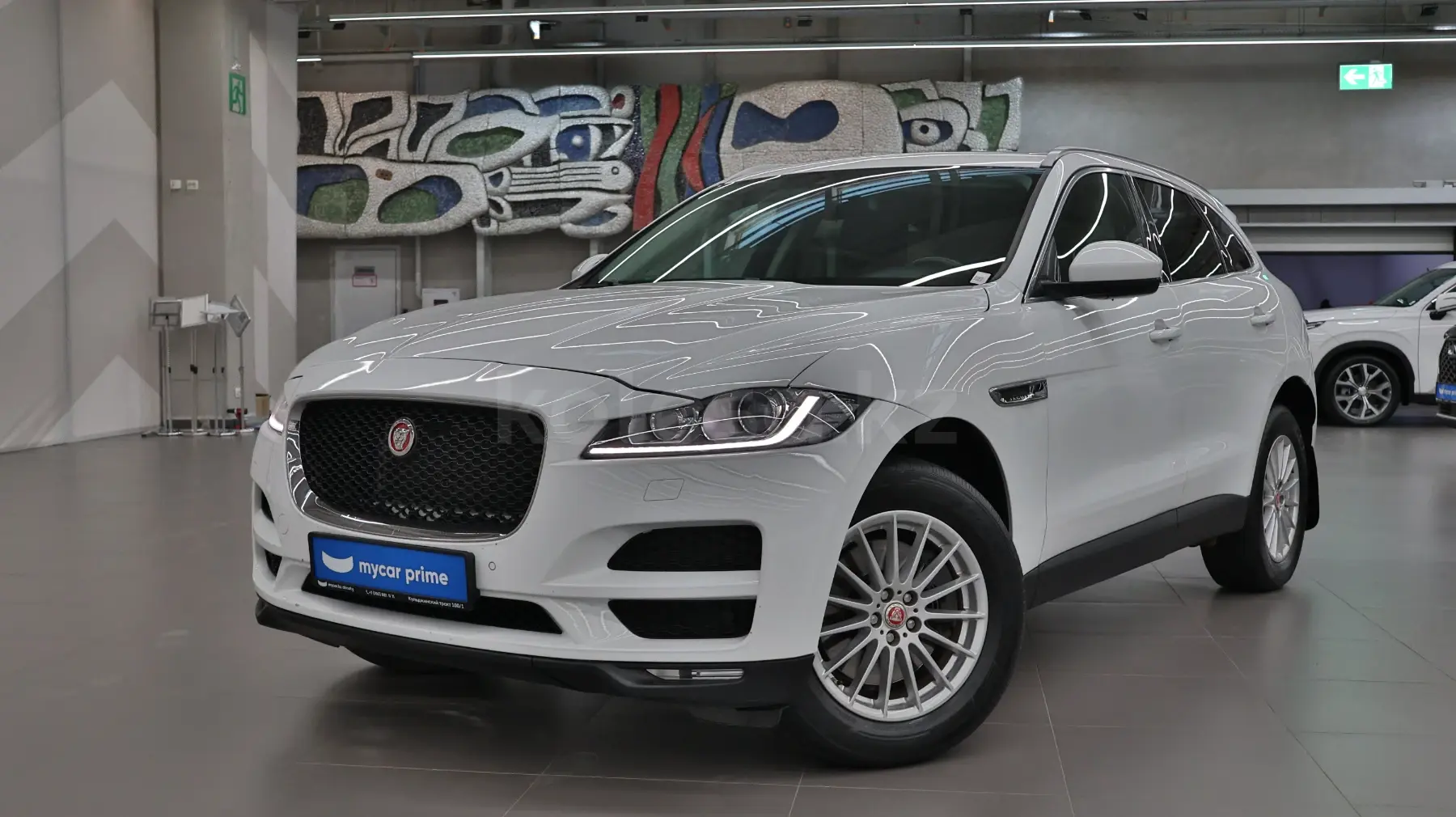 Jaguar F-Pace, 2016