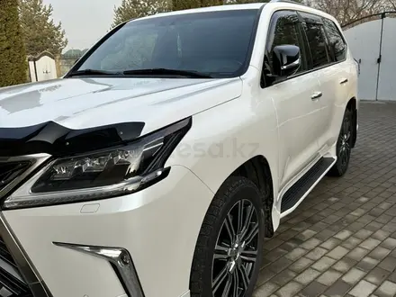 Lexus LX 570 2018 года за 51 500 000 тг. в Алматы – фото 9