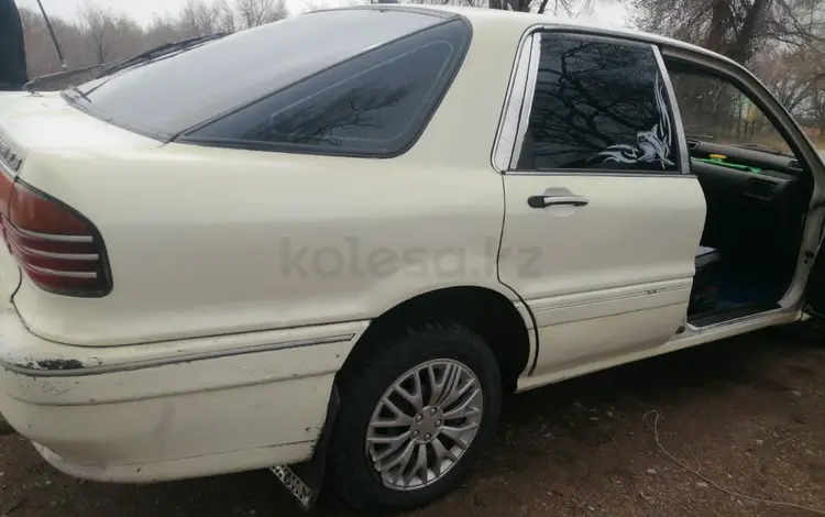 Mitsubishi Galant 1990 годаүшін600 000 тг. в Алматы