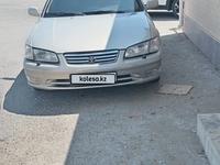 Toyota Camry 2001 годаfor2 600 000 тг. в Жанаозен