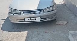 Toyota Camry 2001 года за 2 600 000 тг. в Жанаозен