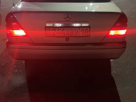 Mercedes-Benz C 280 1998 года за 2 800 000 тг. в Семей – фото 3