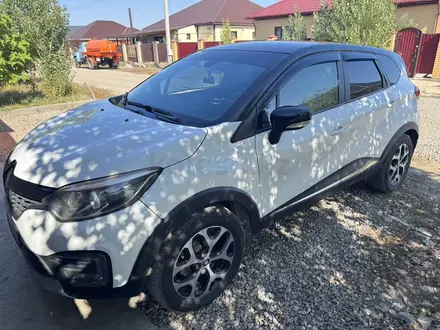 Renault Kaptur 2017 года за 5 100 000 тг. в Актобе – фото 3