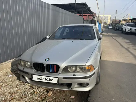 BMW 528 1999 года за 4 800 000 тг. в Алматы – фото 6