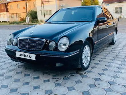 Mercedes-Benz E 320 2000 года за 4 700 000 тг. в Алматы – фото 4