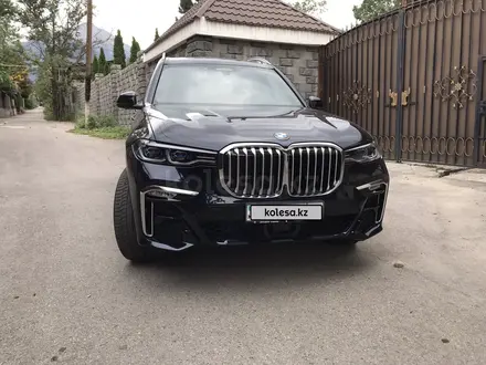 BMW X7 2022 года за 58 500 000 тг. в Алматы