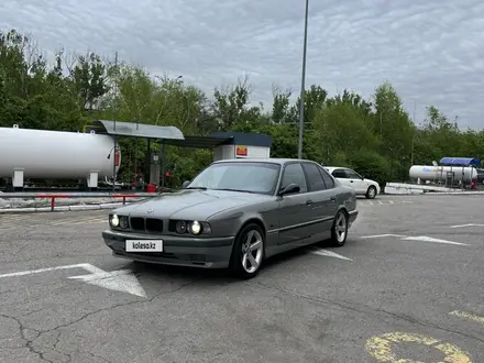 BMW 540 1994 года за 14 000 000 тг. в Алматы – фото 2