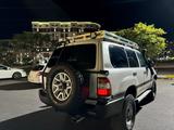 Toyota Land Cruiser 2007 годаүшін11 999 000 тг. в Актау – фото 4