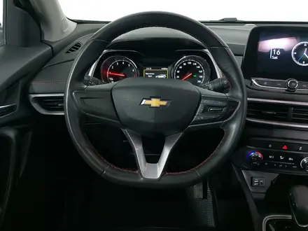 Chevrolet Tracker 2022 года за 6 770 000 тг. в Астана – фото 13