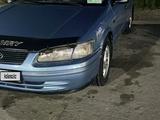 Toyota Camry 1998 годаүшін2 500 000 тг. в Семей – фото 2