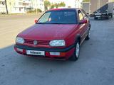 Volkswagen Golf 1993 годаүшін1 400 000 тг. в Костанай