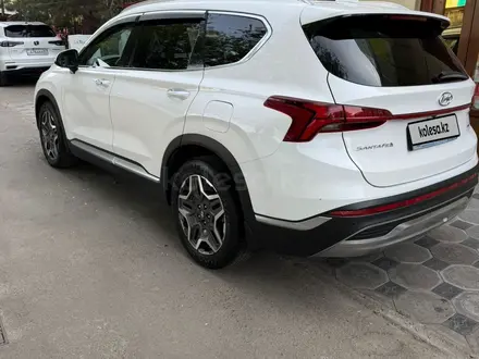 Hyundai Santa Fe 2021 года за 14 200 000 тг. в Алматы – фото 5