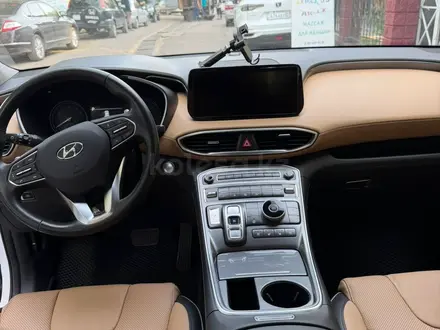 Hyundai Santa Fe 2021 года за 14 200 000 тг. в Алматы – фото 8