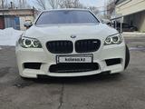 BMW M5 2012 года за 28 000 000 тг. в Алматы – фото 2