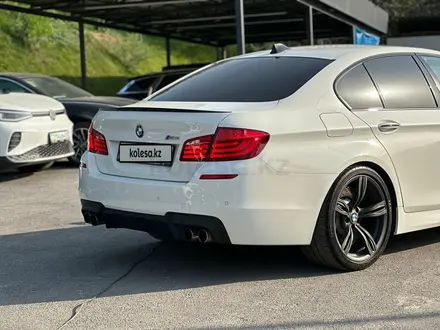 BMW M5 2012 года за 28 000 000 тг. в Алматы – фото 13