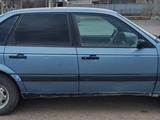 Volkswagen Passat 1991 годаfor700 000 тг. в Жетысай – фото 2