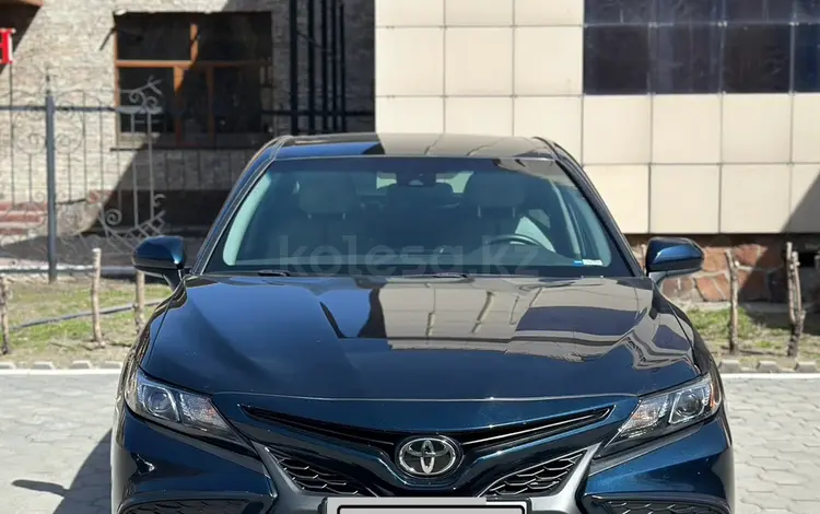 Toyota Camry 2021 годаүшін16 500 000 тг. в Семей