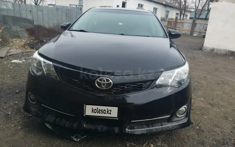 Toyota Camry 2012 годаүшін3 300 000 тг. в Семей