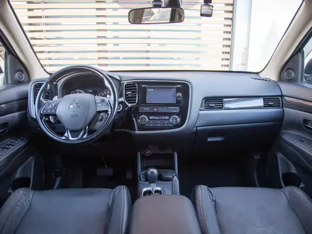 Mitsubishi Outlander 2015 года за 8 500 000 тг. в Алматы – фото 9