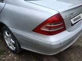 Mercedes-Benz C 200 2000 годаүшін3 500 000 тг. в Петропавловск – фото 2