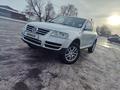 Volkswagen Touareg 2005 годаүшін4 400 000 тг. в Караганда