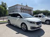 Kia Carnival 2016 года за 13 500 000 тг. в Тараз