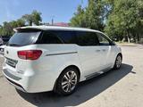 Kia Carnival 2016 года за 13 500 000 тг. в Тараз – фото 3