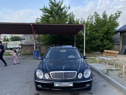 Mercedes-Benz E 320 2003 года за 3 950 000 тг. в Тараз – фото 3