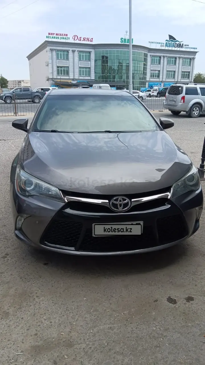 Toyota Camry, 2015