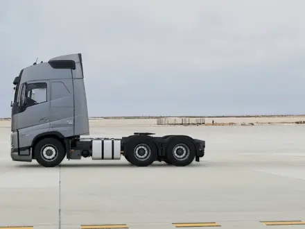Volvo  FH, FM 6x4 2026 года за 94 500 000 тг. в Актобе – фото 2