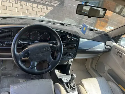 Volkswagen Passat 1996 года за 2 000 000 тг. в Кокшетау – фото 9