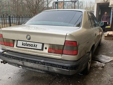 BMW 520 1990 года за 1 000 000 тг. в Астана – фото 2