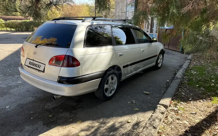 Toyota Avensis 1999 годаүшін3 300 000 тг. в Алматы