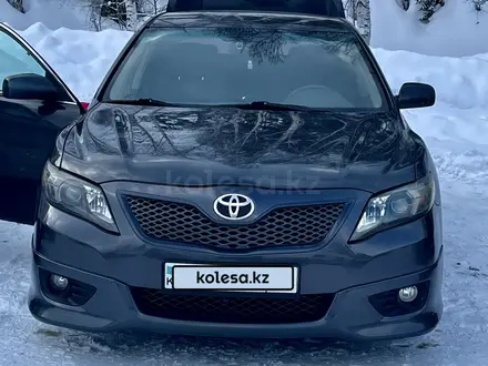 Toyota Camry 2010 года за 7 850 000 тг. в Усть-Каменогорск