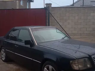Mercedes-Benz E 280
