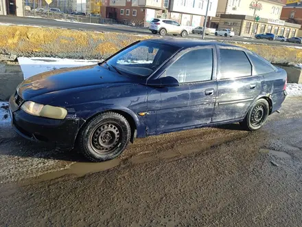 Opel Vectra 1997 года за 650 000 тг. в Атырау – фото 9