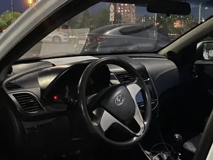 Hyundai Accent 2014 года за 3 150 000 тг. в Караганда – фото 11