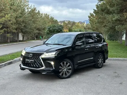 Lexus LX 570 2017 года за 39 500 000 тг. в Алматы