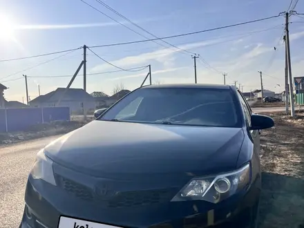 Toyota Camry 2012 года за 6 550 000 тг. в Уральск – фото 4