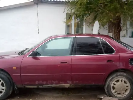 Toyota Camry 1998 года за 1 300 000 тг. в Талдыкорган – фото 2