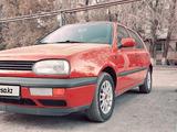 Volkswagen Golf 1993 года за 1 850 000 тг. в Караганда – фото 2