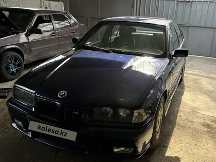 BMW 325 1995 года за 2 700 000 тг. в Алматы