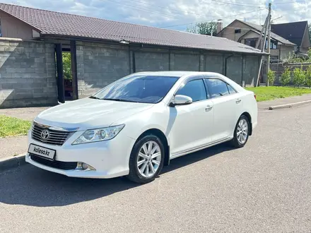 Toyota Camry 2014 года за 11 600 000 тг. в Алматы – фото 2