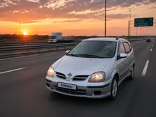 Nissan Tino, 2001