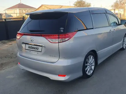 Toyota Estima 2007 года за 6 000 000 тг. в Атырау – фото 2