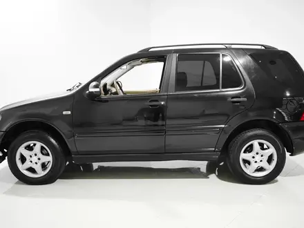 Mercedes-Benz ML 320 2001 года за 3 900 000 тг. в Алматы – фото 2