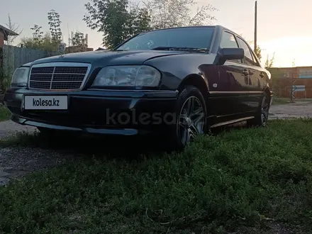 Mercedes-Benz C 220 1995 года за 2 500 000 тг. в Усть-Каменогорск – фото 7