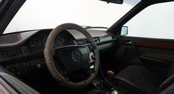 Mercedes-Benz E 220 1993 года за 990 000 тг. в Шымкент – фото 5